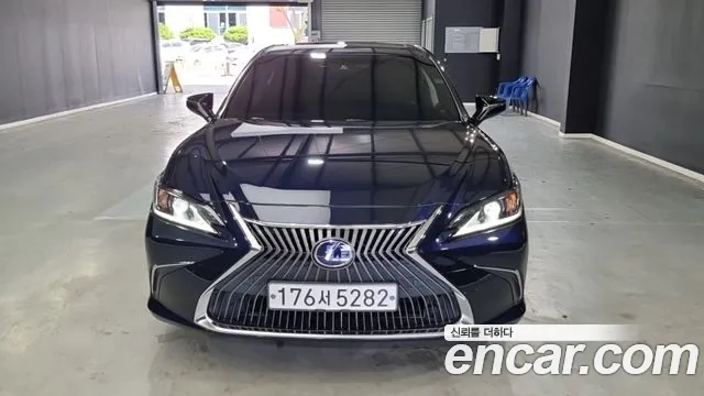 Lexus ES300h 7