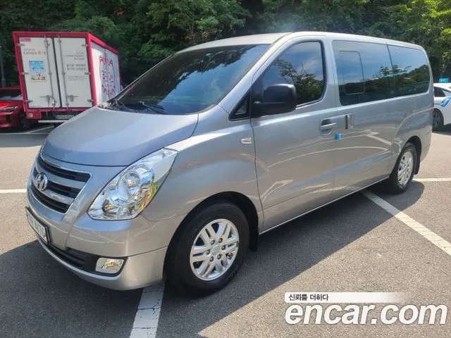 Hyundai Grand Starex 12