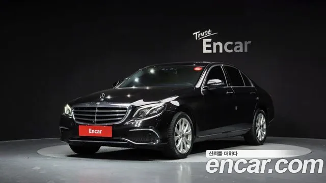 Mercedes-Benz E- W213 E300 4MATIC Exclusive