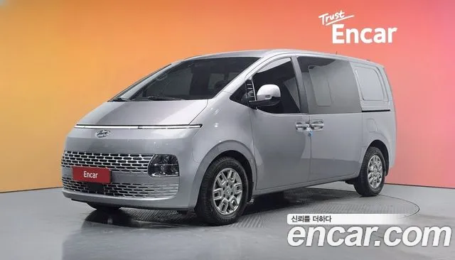 Hyundai Staria 5