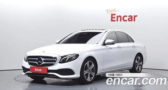 Mercedes-Benz E- W213 E300
