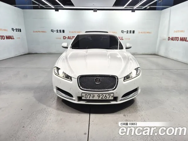 Jaguar New XF 2.2D X250