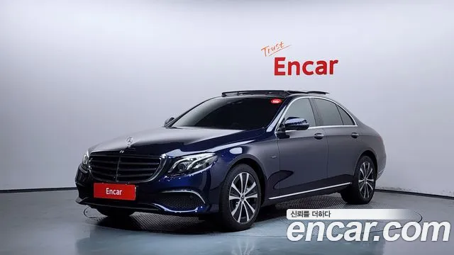 Mercedes-Benz E- W213 E300e Exclusive