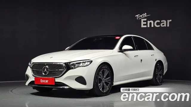 Mercedes-Benz E- W214 E200