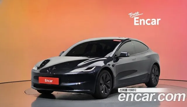 Tesla 3 RWD