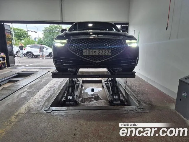 Genesis G90 5.0 AWD Prestige