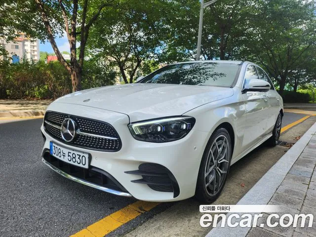 Mercedes-Benz E- W213 E220d 4MATIC AMG Line