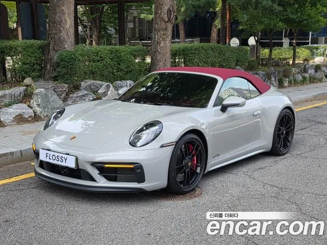 Porsche 911 (992) 4 GTS