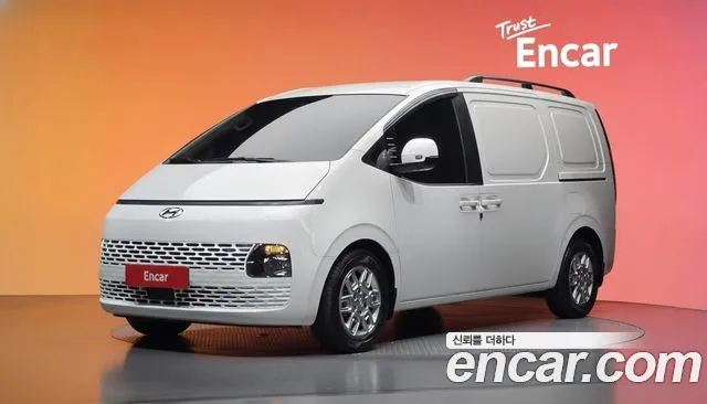 Hyundai Staria 3