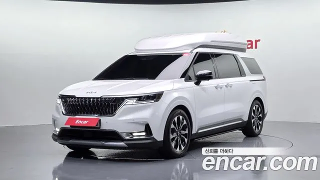 Kia Carnival 4 Gasoline 9