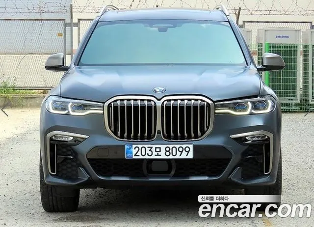 BMW X7 (G07) M50i 6