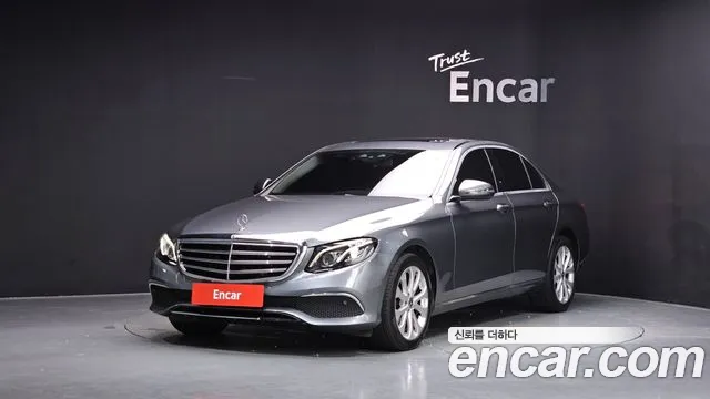 Mercedes-Benz E- W213 E220d 4MATIC Exclusive