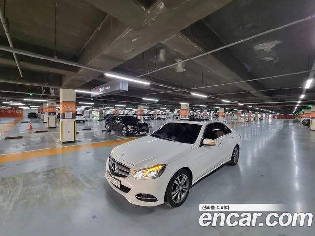 Mercedes-Benz E- W212 E220 CDI