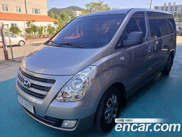 Hyundai Grand Starex 12