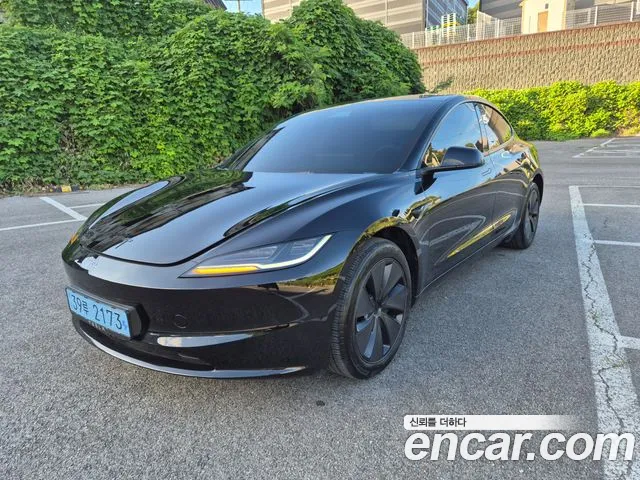 Tesla 3 RWD