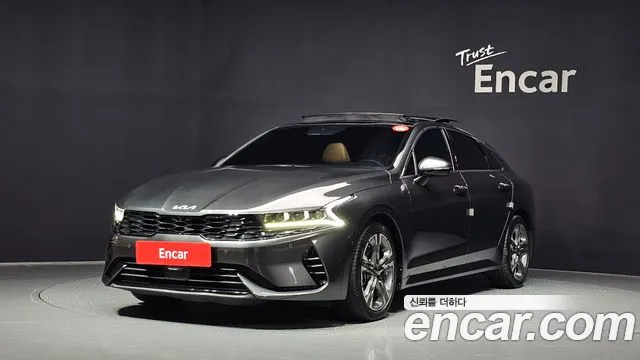 Kia K5 Hybrid 3 Signature