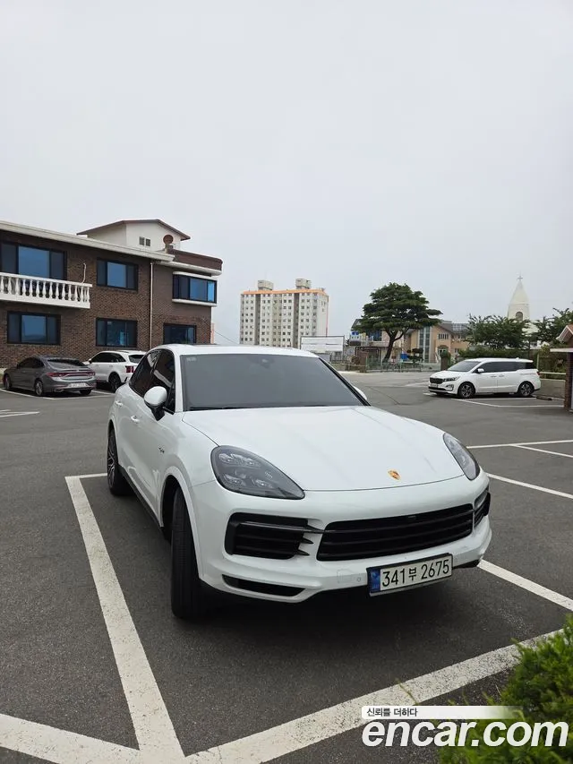 Porsche Cayenne (PO536) 3.0 E-Hybrid