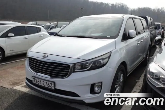 Kia All New Carnival 11