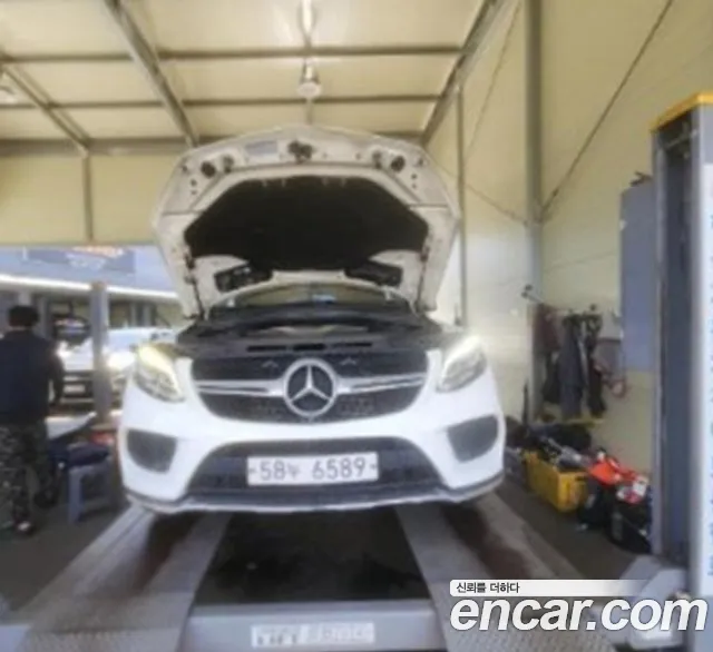 Mercedes-Benz GLE- W166 GLE350 d 4MATIC
