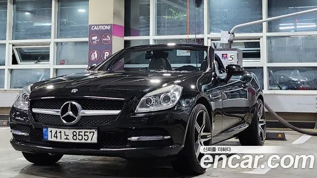 Mercedes-Benz SLK- 200 R172