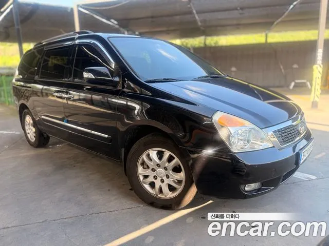 Kia Carnival GLX