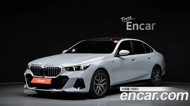 BMW 5 (G60) 520i M
