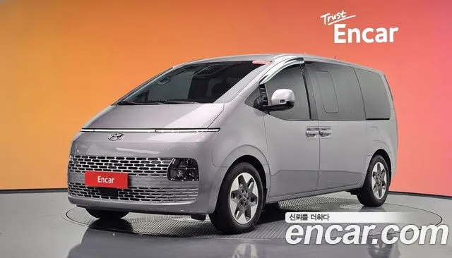 Hyundai Staria 9