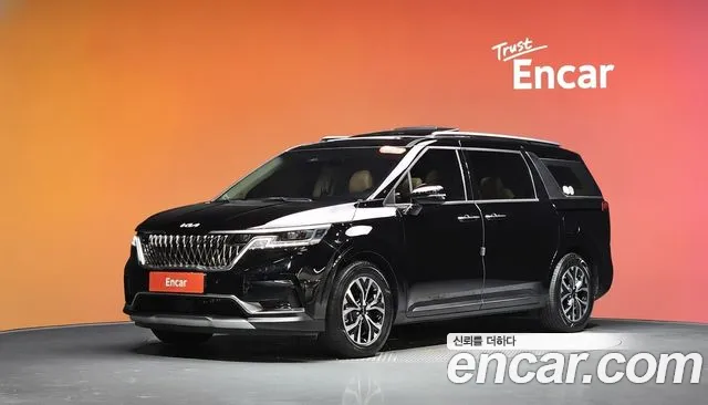 Kia Carnival 4 Gasoline 9 Noblesse