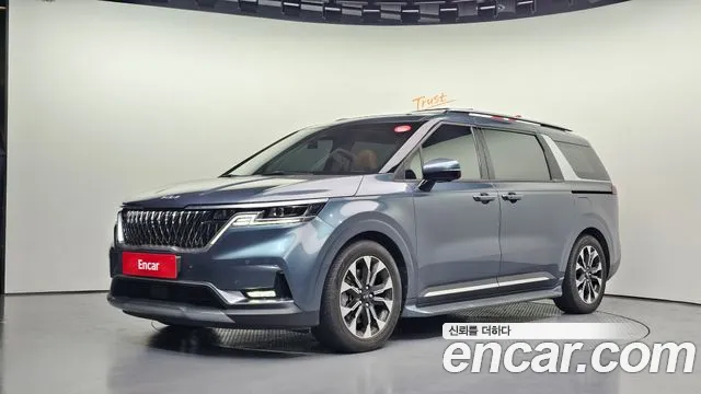 Kia Carnival 4 Gasoline 7 Signature