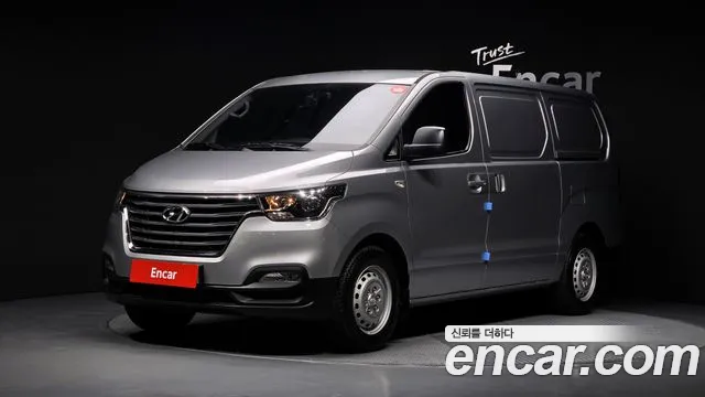 Hyundai The New Grand Starex 3