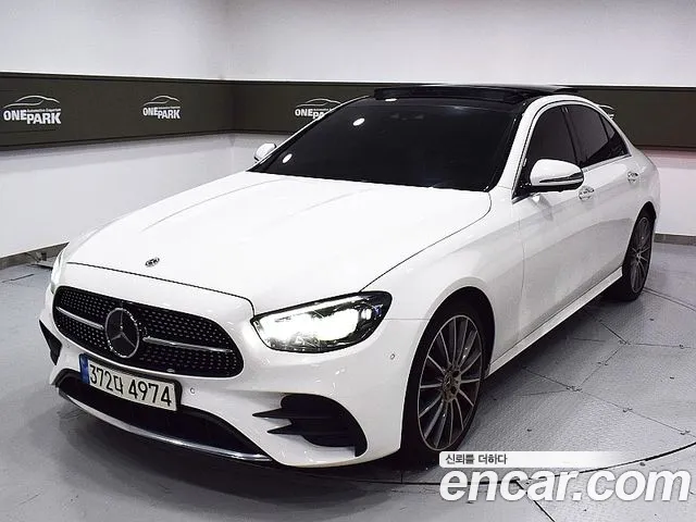Mercedes-Benz E- W213 E350 4MATIC AMG Line