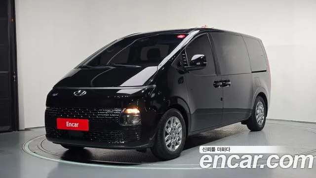 Hyundai Staria 11