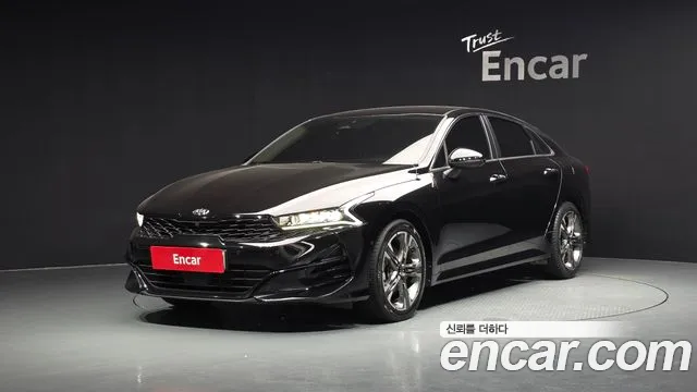 Kia K5 III 2.0 Signature