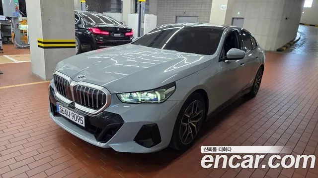 BMW 5 (G60) 520i M