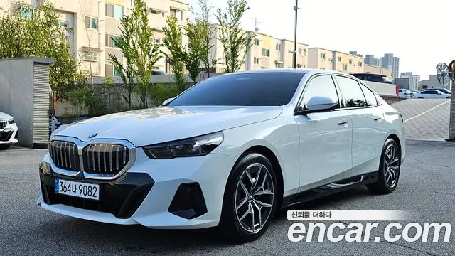 BMW 5 (G60) 520i M