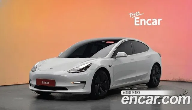 Tesla 3 AWD