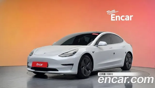 Tesla 3 AWD