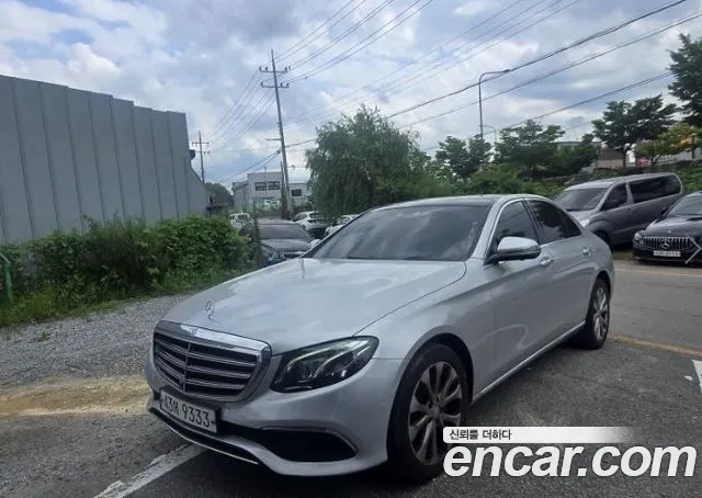 Mercedes-Benz E- W213 E300 Exclusive