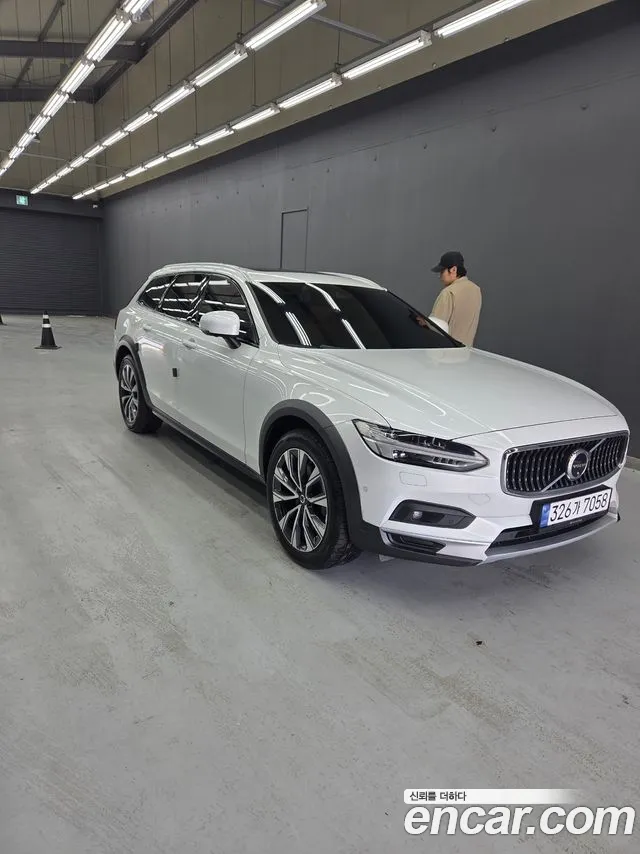 Volvo V90 B5 AWD