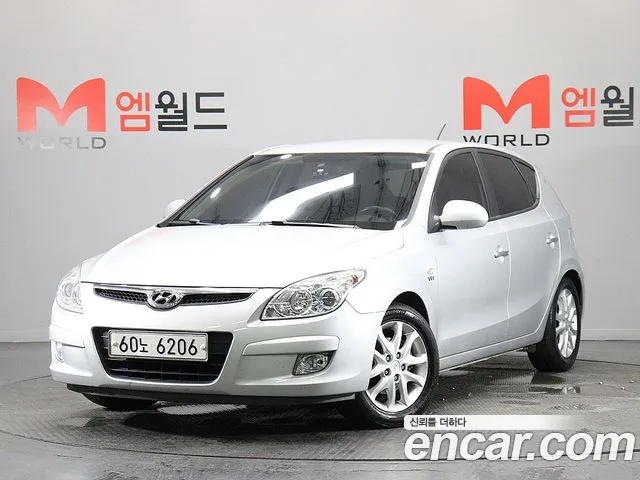 Hyundai i30 1.6 VVT Base