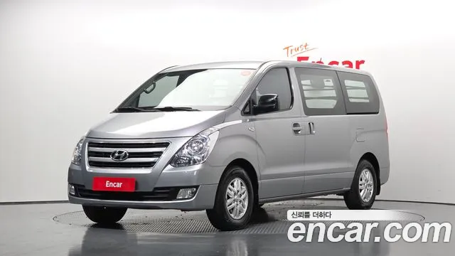 Hyundai Grand Starex 3