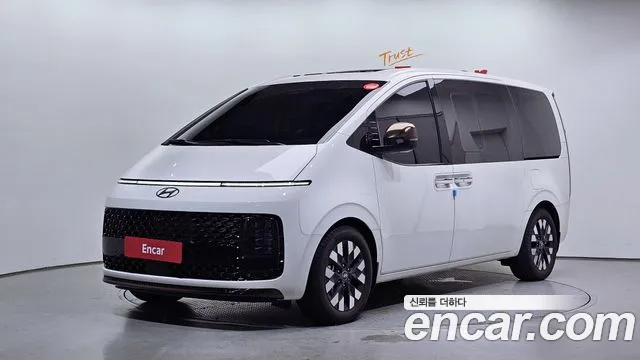 Hyundai Staria 4WD 9 Inspiration