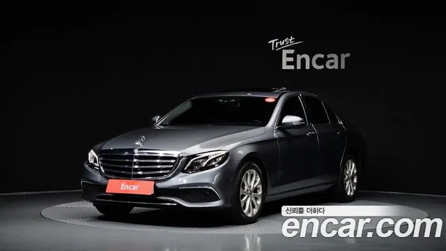 Mercedes-Benz E- W213 E220d Exclusive