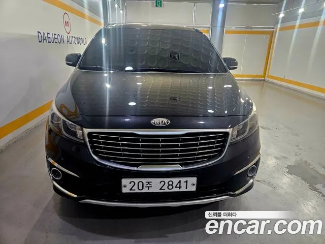 Kia All New Carnival 9 Prestige