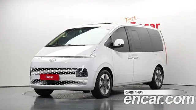 Hyundai Staria L3.5 9