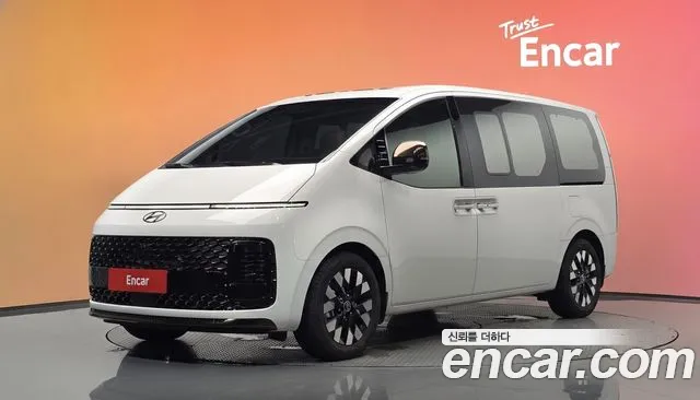 Hyundai Staria 4WD 9 Inspiration
