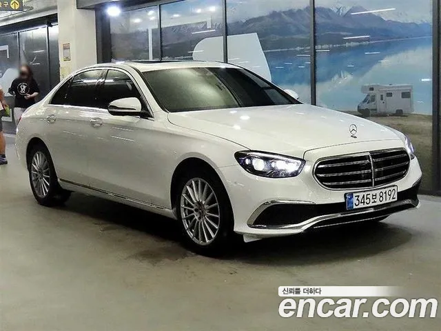 Mercedes-Benz E- W213 E220d 4MATIC Exclusive