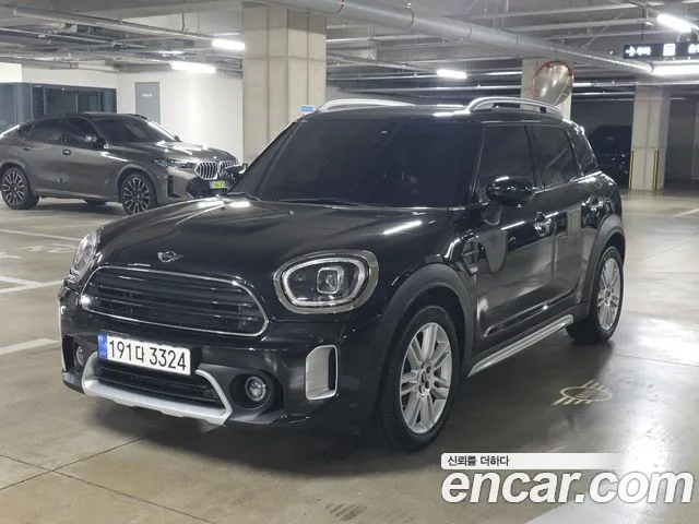MINI Cooper Countryman 2