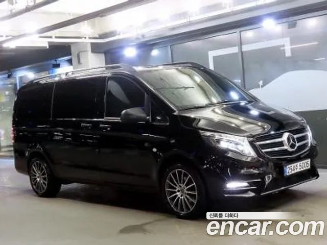 Mercedes-Benz V- 2.0 W447