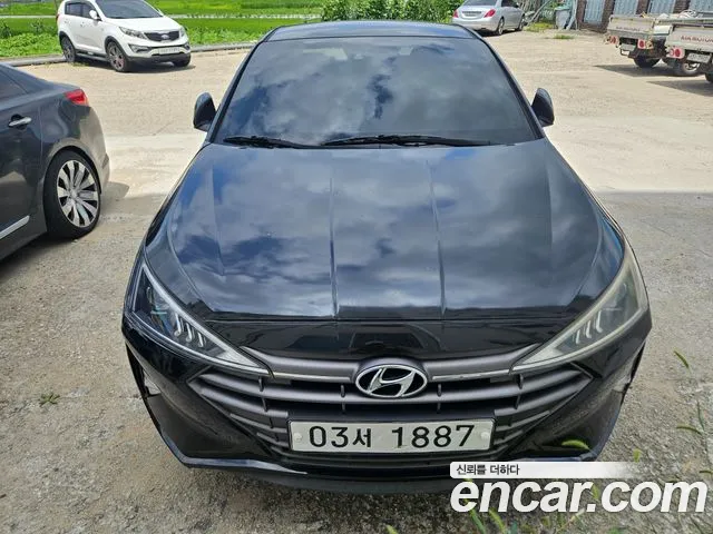 Hyundai The New Avante AD 1.6 LPi